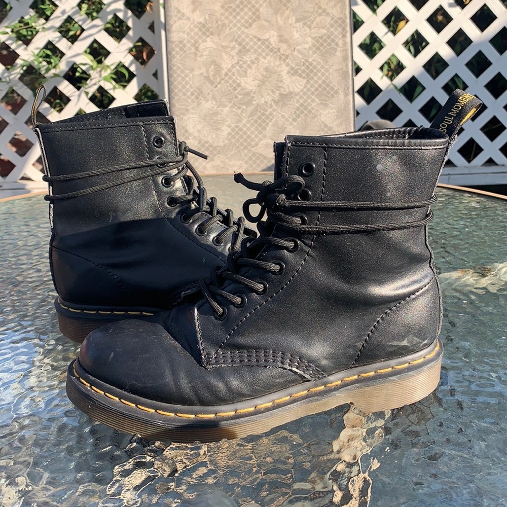 Boots size 8 women’s